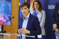 Brnabić: U narednom periodu još 10.000 vakcina za Srpsku