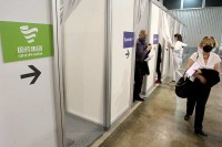 Svi državljani BiH od sutra ponovo mogu bez najave na vakcinaciju u Srbiju
