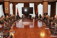 Lukač i Kasipović sa polaznicima Visokih studija bezbednosti i odbrane srbije