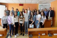 Bratunac: Nagrađeni najbolji maturanti