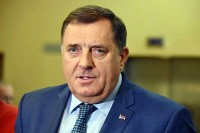 Dodik: Opozicija samo potvrđuje da su lovci na skupljanje jeftinih poena