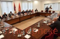 Počeo sastanak delegacija SNSD-a i HDZ-a BiH