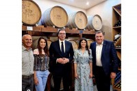 Додик и Вучић посјетили винарију „Алексић“