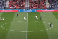 Česi matirali Škote golom sa pola terena VIDEO