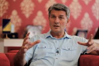 Šemsudin Mehmedović iz SDA optužio Srbiju da vakcinacijom vara građane BiH: Kad si nesposoban, onda si i zlonamjeran