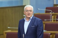 Mandić: Crna Gora usvajanjem rezolucije o Srebrenici presudila srpskom narodu kako nije ni Hag
