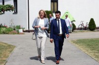 Предсједница Републике Српске Жељка Цвијановић на обиљежавању крсне славе општине Костајница и Храма Свете Тројице