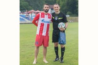 Nenad Stojanović sa sjetom priča o vremenu provedenom u Leotaru: Na “Policama” sam tresao mreže kako sam htio