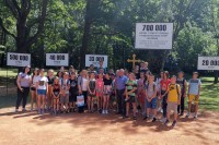 Djeca iz kosovske kamenice posjetila Spomen-kompleks Gradinu