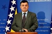 Tegeltija: Zakon o VSTS amandmanima mijenjati u parlamentu