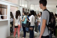 Поново јуриш на медицину и информатику