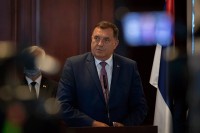 Dodik: Srpska nema namjeru da sarađuje sa licima sumnjivih mandata