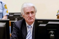 Karadžić: Ni u doba najvećih diktatora nije zatvoreno toliko nevinih ljudi