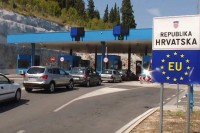 Nova pravila za ulazak od sutra: U Hrvatsku bez ograničenja sa jednom od tri potvrde