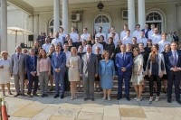 Karađorđevići: Nagrađeno više od 600 najboljih maturanata iz Srbije i Srpske