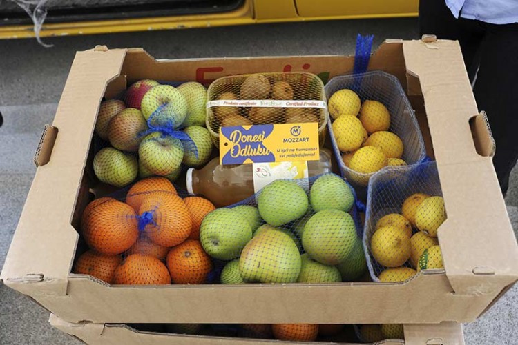 Mozzart u Nevesinju nastavio akciju podjele vitaminskih paketa