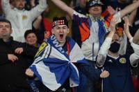 Zaraženo 2.000 navijača Škotske
