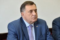 Dodik: Srbi da pojačaju svoju državnost