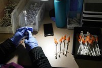 Tegeltija: BiH raspolaže sa 930.000 doza vakcina, očekujemo još dva miliona