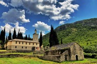 Manastir Žitomislić kod Mostara duhovni centar pravoslavnih vjernika : Riznica istorije hercegovačkog kraja