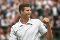 Federer glatko poražen
