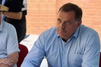 Dodik: Dajemo mladima nadu da možemo riješiti mnoga pitanja