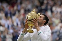Zvaničnici čestitali pobjedniku Vimbldona: Novak Đoković - ponos srpske nacije