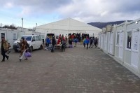 Migranti iz objekta „Krajina metala“ izmješteni u „Lipu“