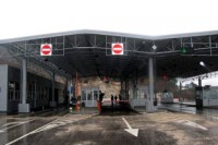 Putnici da koriste i granični prelaz Klobuk da bi se smanjile gužve