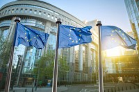 EU cijeli Balkan drži na leru
