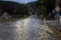 U nedjelju u Modriču stižu vodene pumpe, isušivači vlage i dezinfekciona sredstva