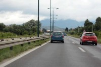 Stanje na putevima: Suvi kolovozi u većini krajeva