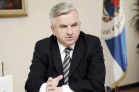 Čubrilović pozvao predsjednike stranaka na sastanak zbog Inckove odluke