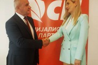 Poslanik Andrea Dorić se vratila u stranku