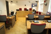 Odgođeno suđenje u predmetu "Mane Đurić i ostali zbog Inckove odluke