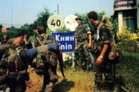 Hrvatske snage zauzele grad knin, uz pomoć SAD i zapada