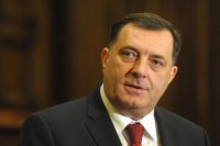 Dodik: Pomalo boli kada firme iz Srbije otvaraju predstavništva u Sarajevu