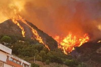 Sve veći broj požara na području Foče, vatrogasci jedva stižu da ih gase
