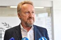 Izetbegović: Ne preporučujem Šmitu sastanak s predstavnicima RS