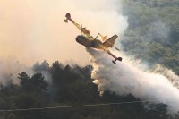 Dva hrvatska kanadera gase kod Tomislavgrada