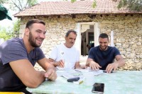 Zlatnim vaterpolistima Pecka je draža od Ibice: Šta su braća Pijetlović „Glasu“ pričali o svom rodnom kraju