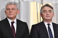 Komšić i Džaferovć traže reakciju zbog požara