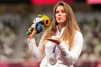 Poljska atletičarka prodala medalju iz Tokija kako bi pomogla dječaku Milošu
