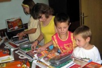 Uručene stipendije srpskoj djeci na Kosovu