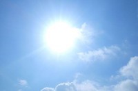 Sutra sunčano uz malu do umjerenu oblačnost