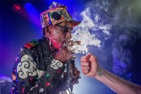 Preminuo legendarni rege i dab muzičar Li Skreč Peri:  Odlazak čarobnjaka produkcije