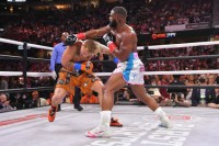Jutjuber porazio bivšeg UFC šampiona u boksu