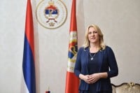 Цвијановићева ђацима пожељела успјешну школску годину