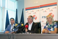 Borenović: Prevazići politički haos proizveden bespotrebnim Inckovim nametanjem