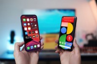 Андроид 12 би требало да се појави почетком октобра само за Pixel телефоне